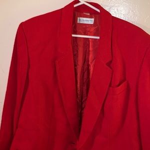 Elizabeth Liz Claiborne Red Blazer